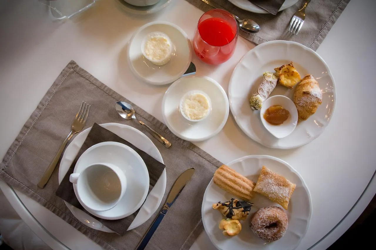 Il Duomo Relais Guest House Ragusa 3*,